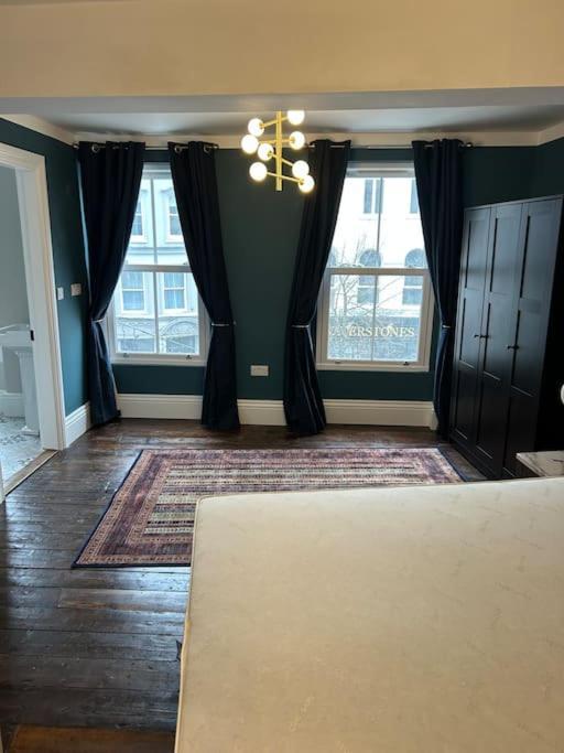 Apartmán Patrick Street Townhouse Cork Exteriér fotografie